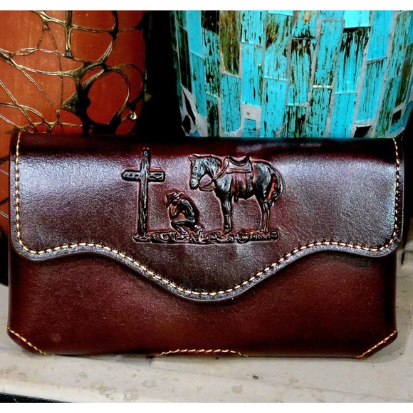Montana West Leather Phone Case Cowboy Praying Cross Belt Loop Phone Case Coffee - Picture 1 of 9